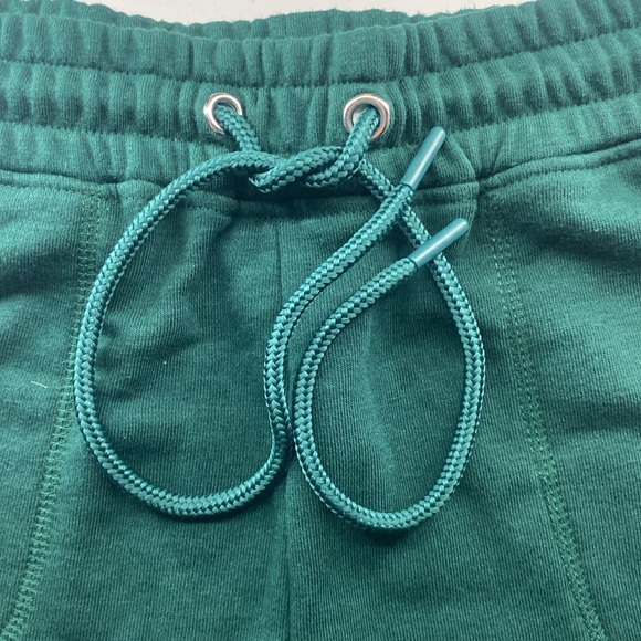 Woman’s comfortable shorts, Size s/p - Picture 4 of 4